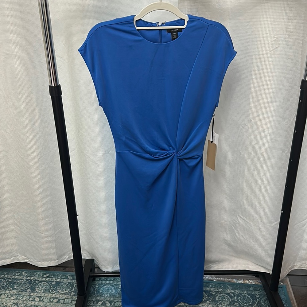 NWT! Beautiful blue!